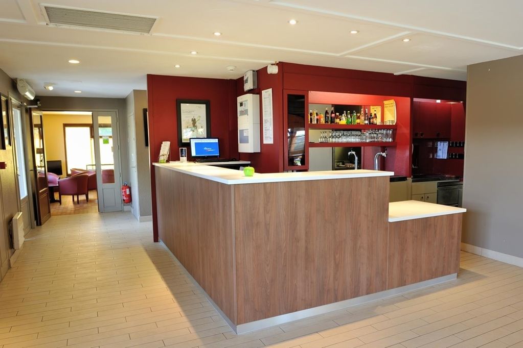 Campanile Clermont-Ferrand ~ Thiers Hotel Restoran gambar