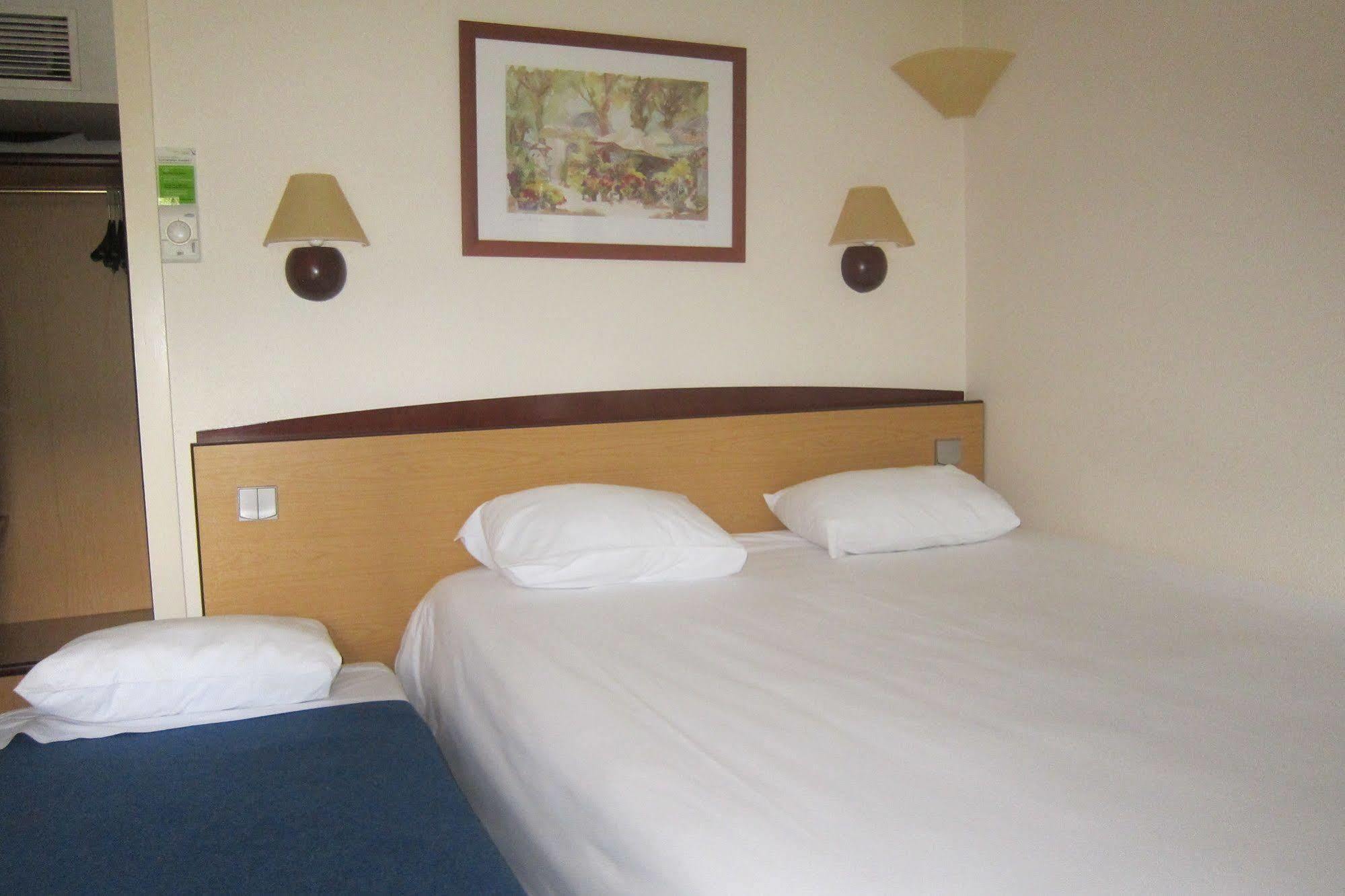 Campanile Clermont-Ferrand ~ Thiers Hotel Luaran gambar